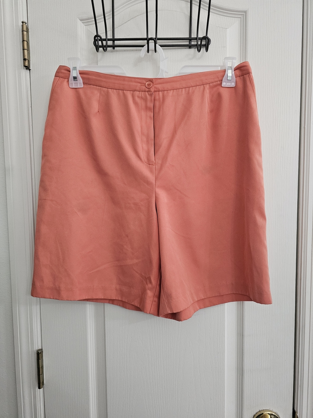 EP Pro Women's Coral High-Rise Tailored Shorts